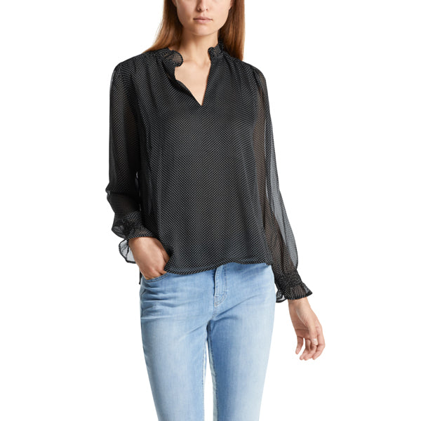 Delicate chiffon blouse
