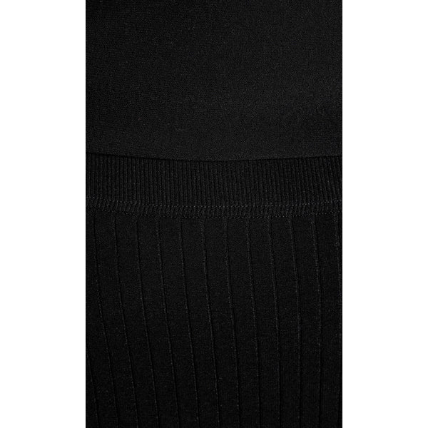 Long pencil skirt