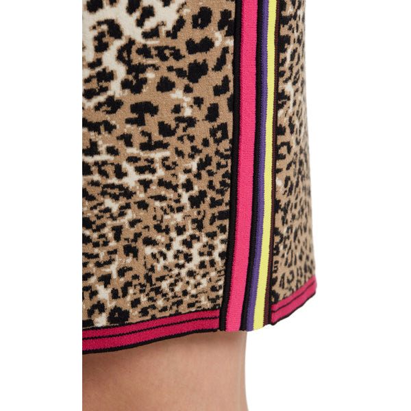 Jacquard skirt with leopard pattern