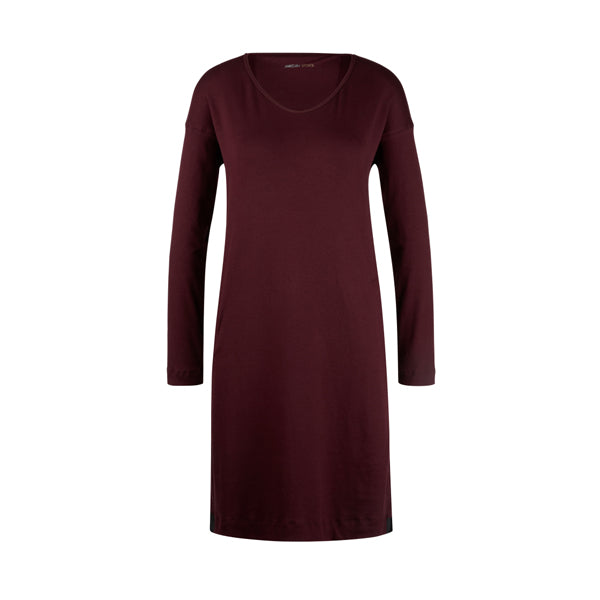 Dress with crew neck