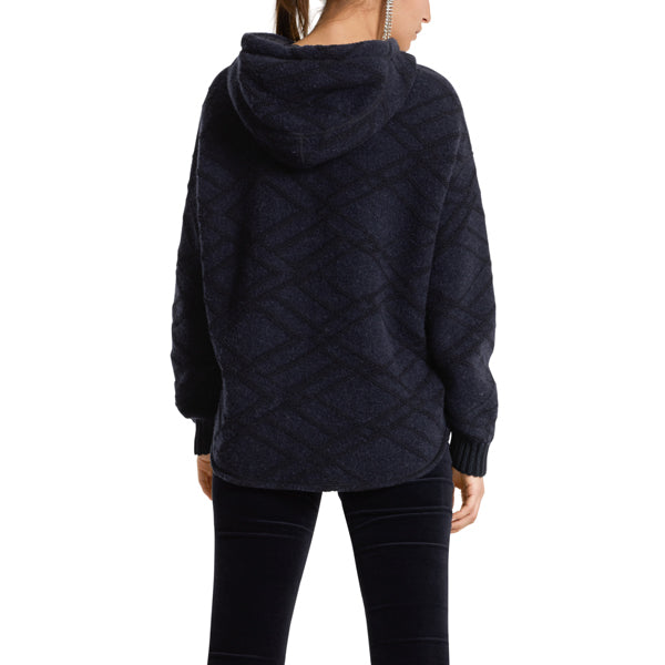 Sweater with jacquard pattern