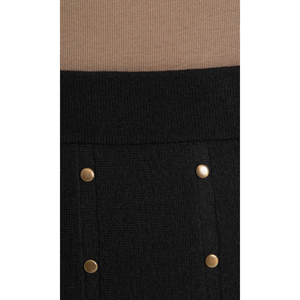 Godet skirt with rivets