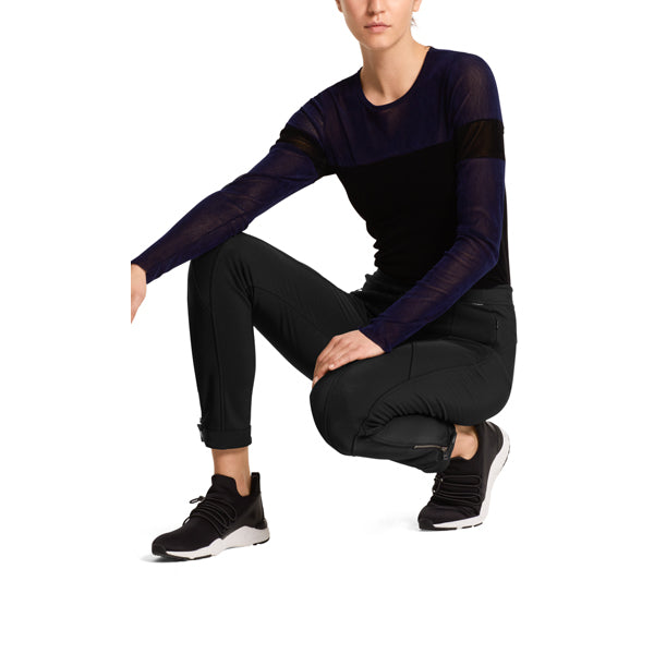 Stretch pants with decorative seams
