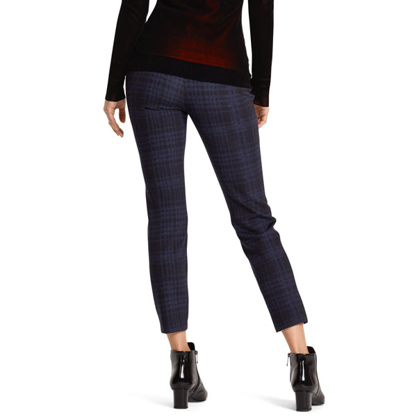 Patterned stretch pants