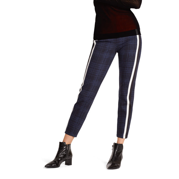 Patterned stretch pants