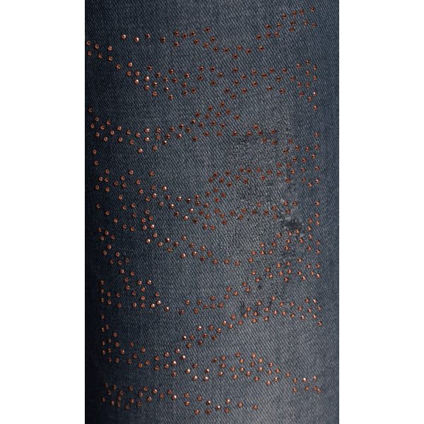 Jeans with metallic stones