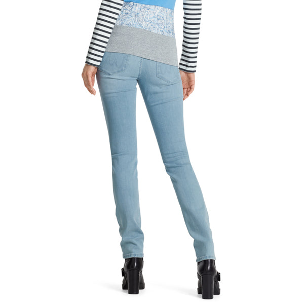 Drainpipe jeans with glittering studs