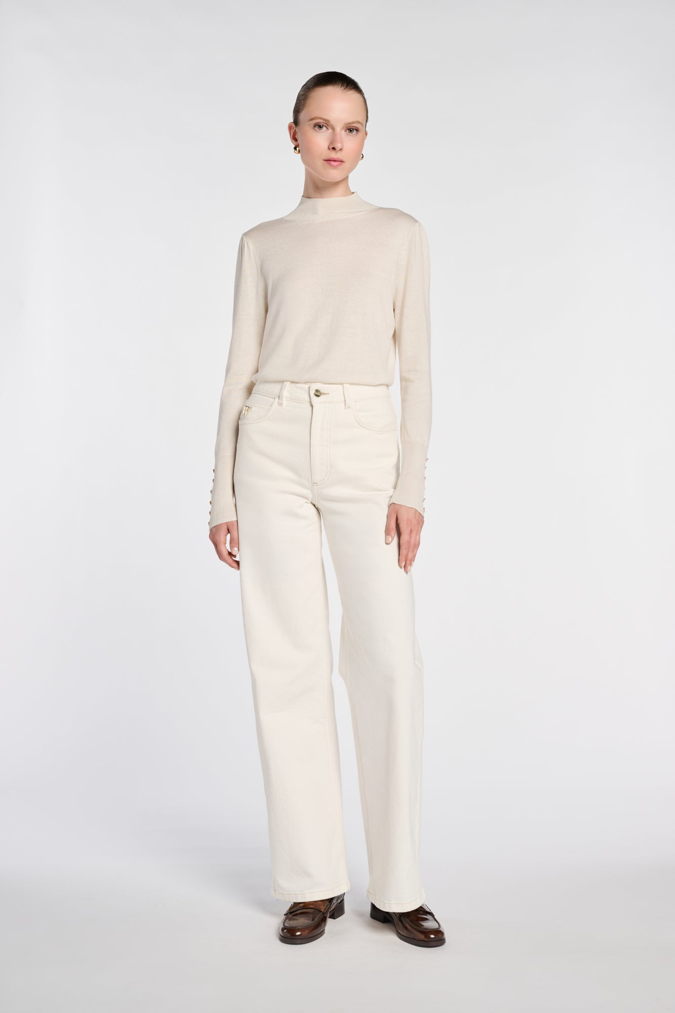 Wide-leg Jeans