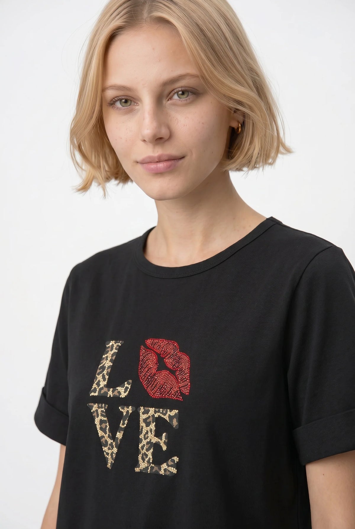 LOVE T-shirt