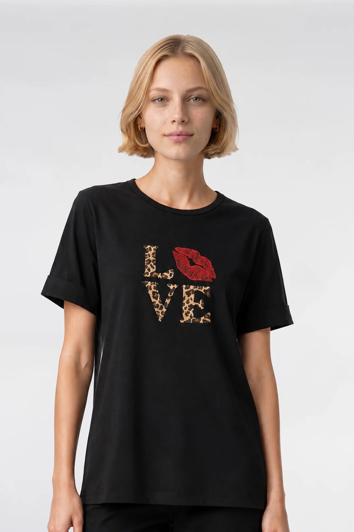 LOVE T-shirt