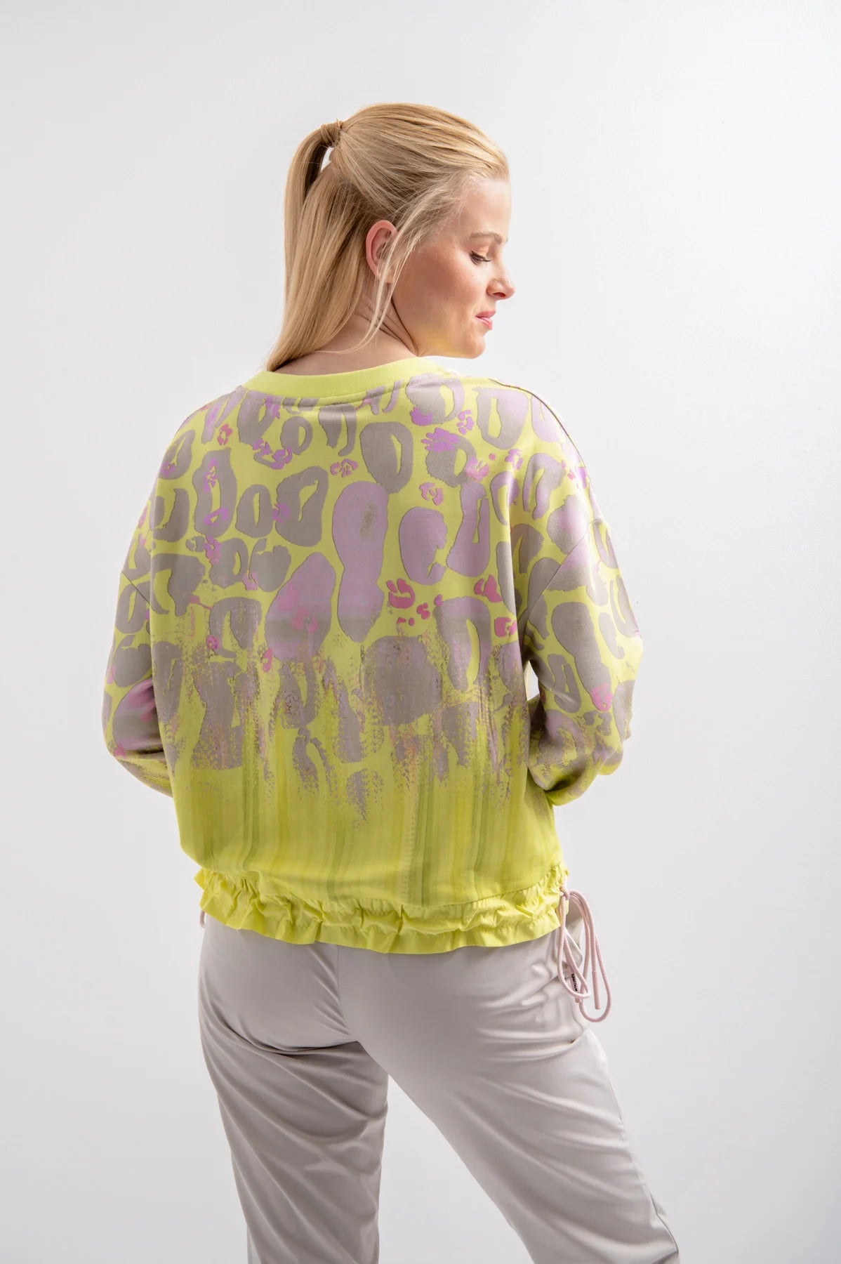 Sweat Shirt with All-Over Print