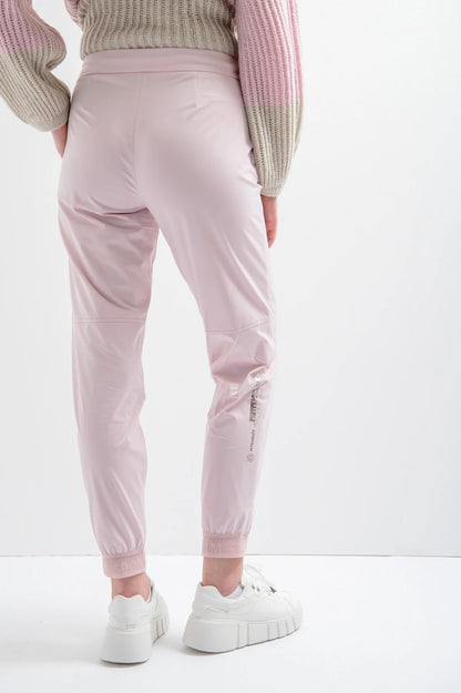 Sweatpants Made of Elegant Stretch Material