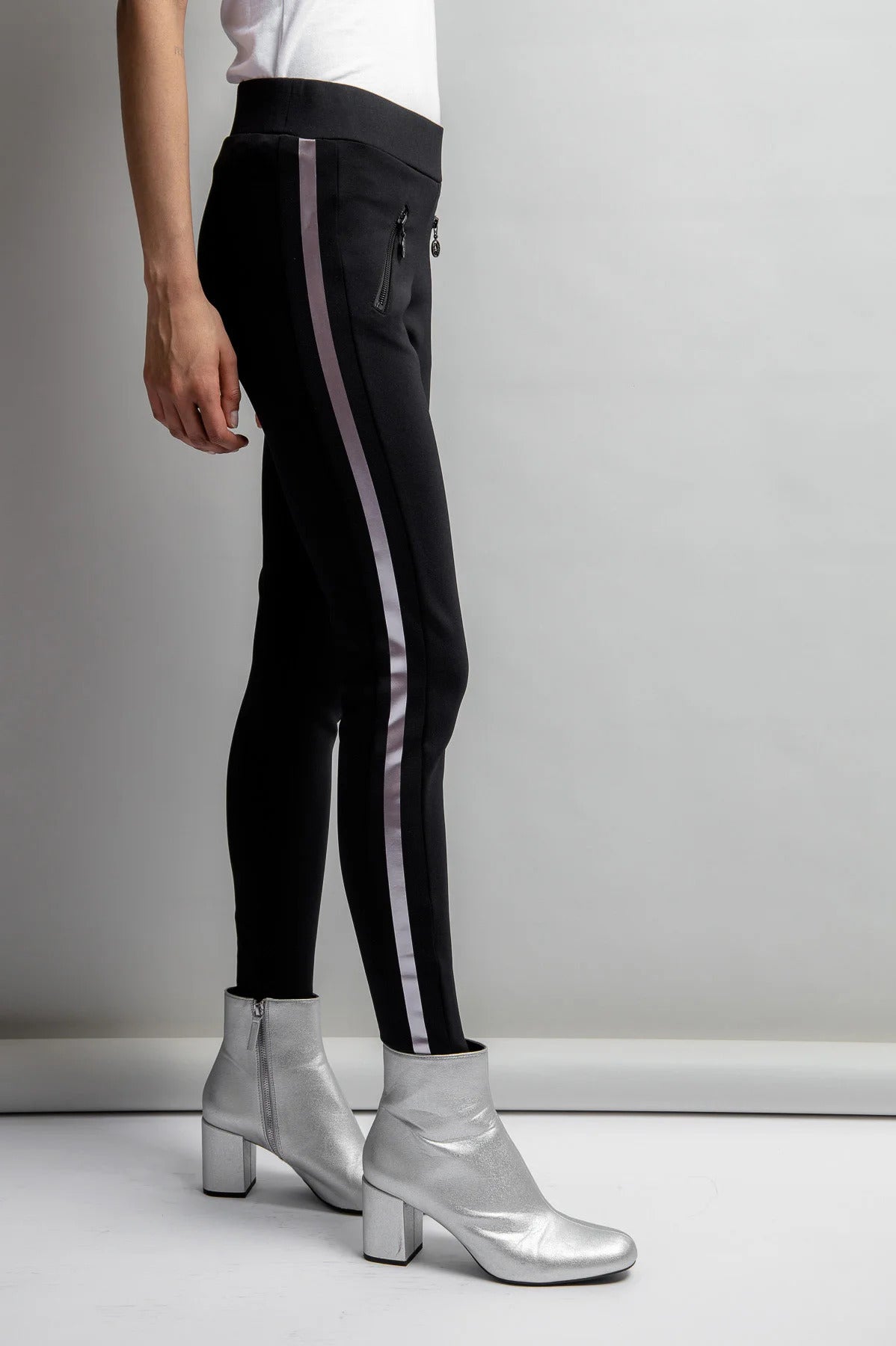 Leggings with Metallic Tape Stripes