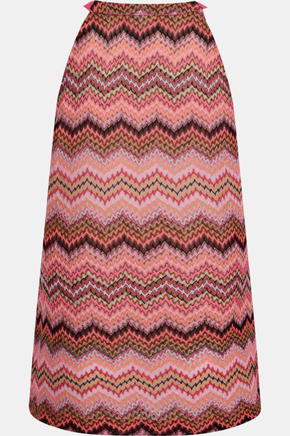 Sleeveless V-neck Shirt with Zigzag Pattern