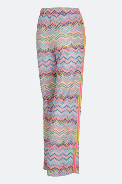 Pants with Zigzag Pattern