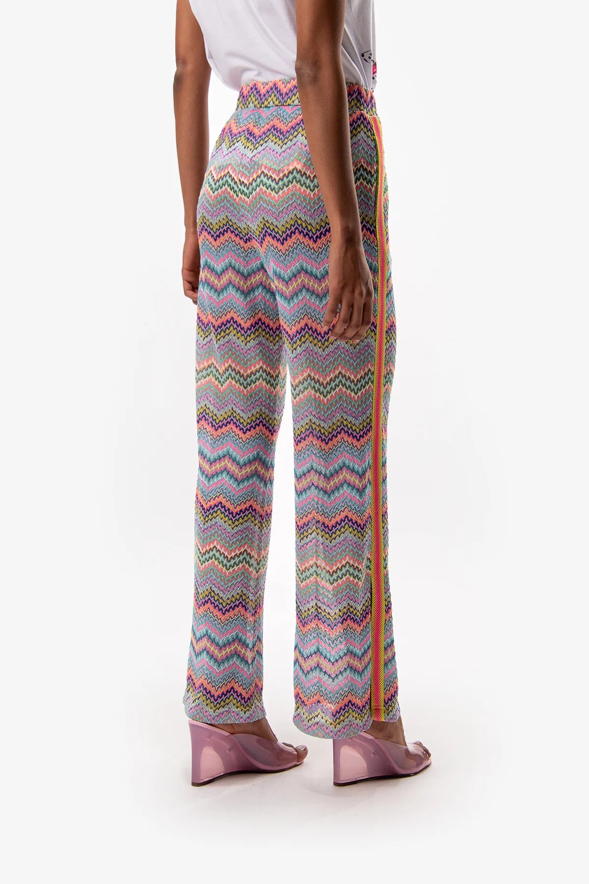 Pants with Zigzag Pattern