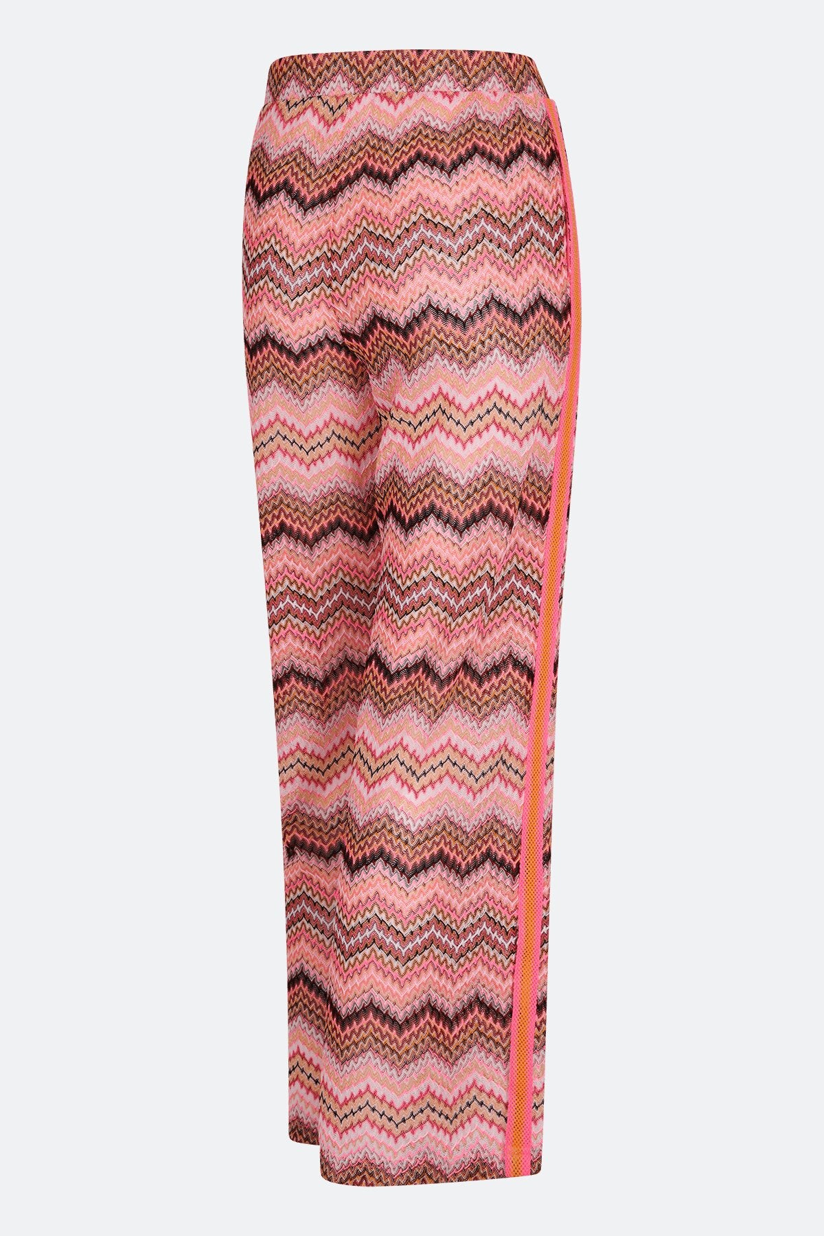 Pants with Zigzag Pattern