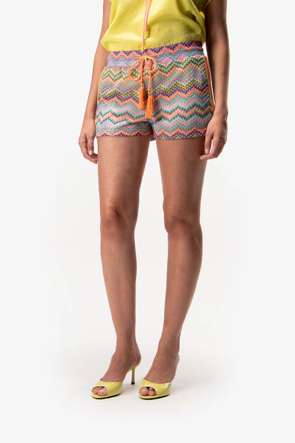 Shorts with Zigzag Pattern