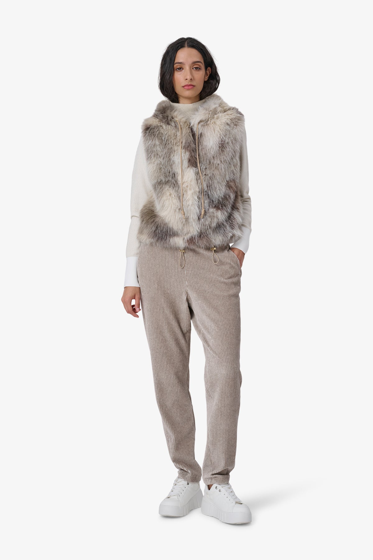 Noble Vest with Tie-dye Fake Fur