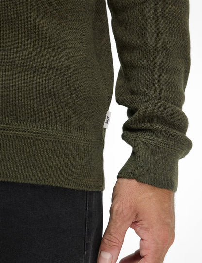 Feel Good Sportive: Knitted Sweater in a Cotton Mix
