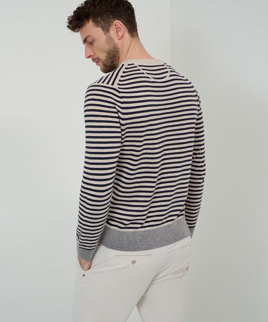 Round-Neck Pullover with Modern Striped Look