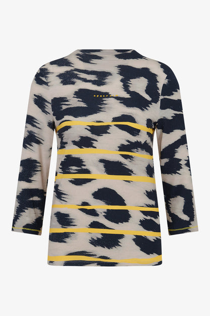 Shirt with Small Stand-up Collar