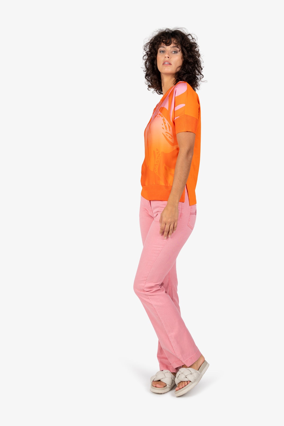 Round-neck Blouse