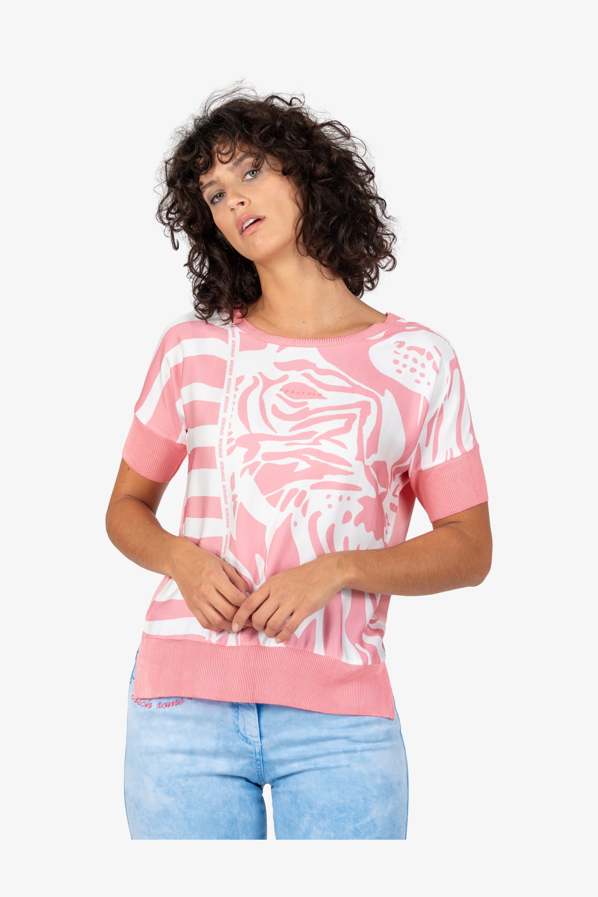 Round-neck Blouse
