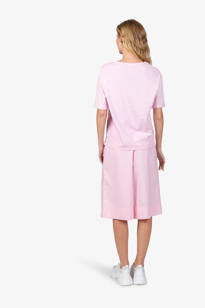 T-shirt with Round V-neck