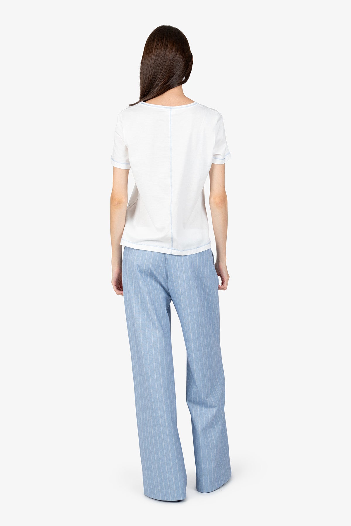 T-shirt with Rounded V-neck