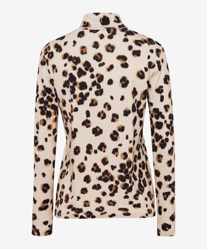 Turtleneck T-shirt with an Effective Leo Print