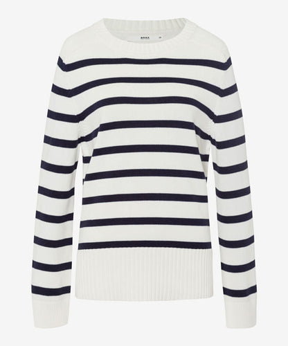 Pullover with Smart Horizontally Striped Look