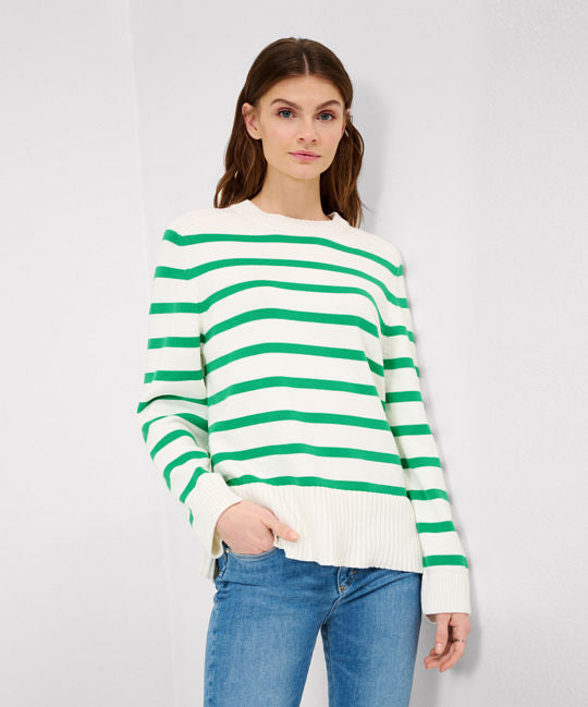 Pullover with Smart Horizontally Striped Look