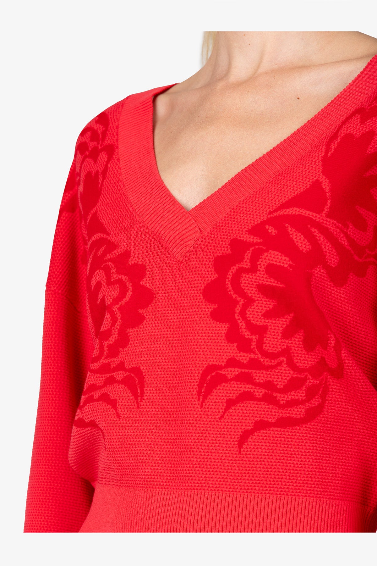 V-neck Pullover