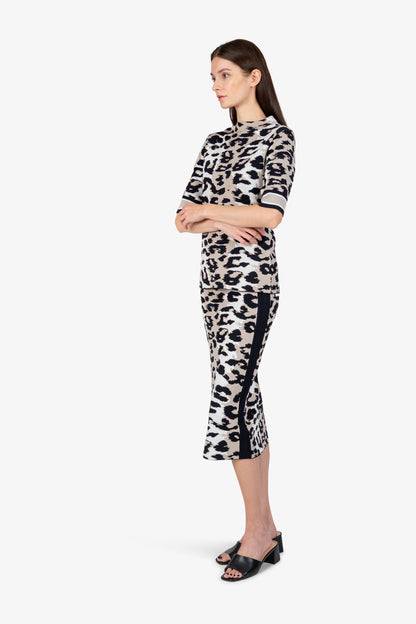 Short-sleeved Jumper with Stand-up Collar