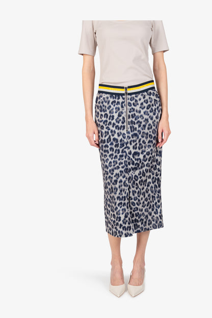Narrow Skirt