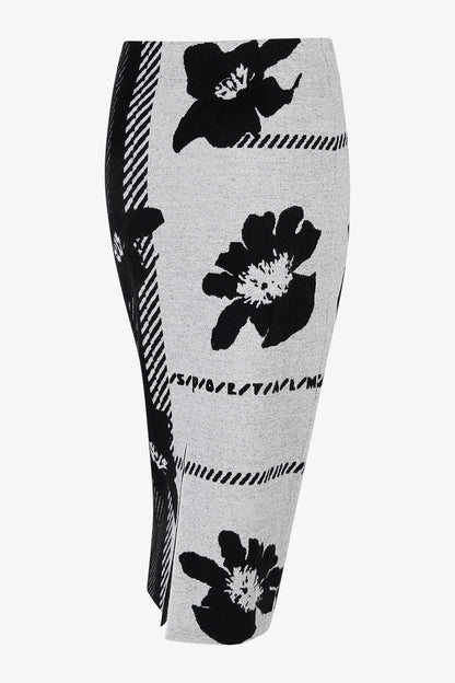 Pencil Skirt in a High-quality Jacquard Knit
