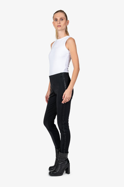 Leggings with A Slim Leg