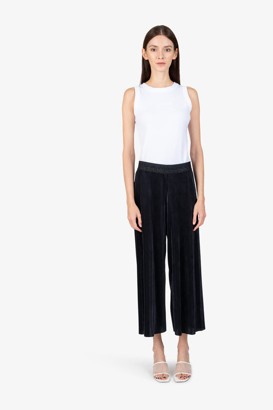 Wide-leg Trousers