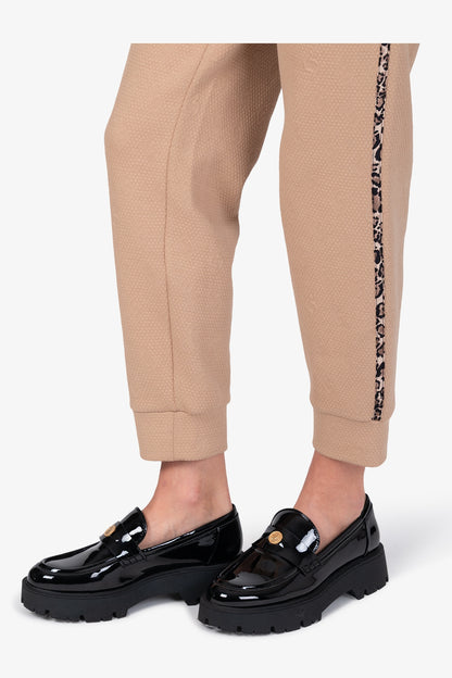 豹紋側飾邊鬆緊腰休閒褲