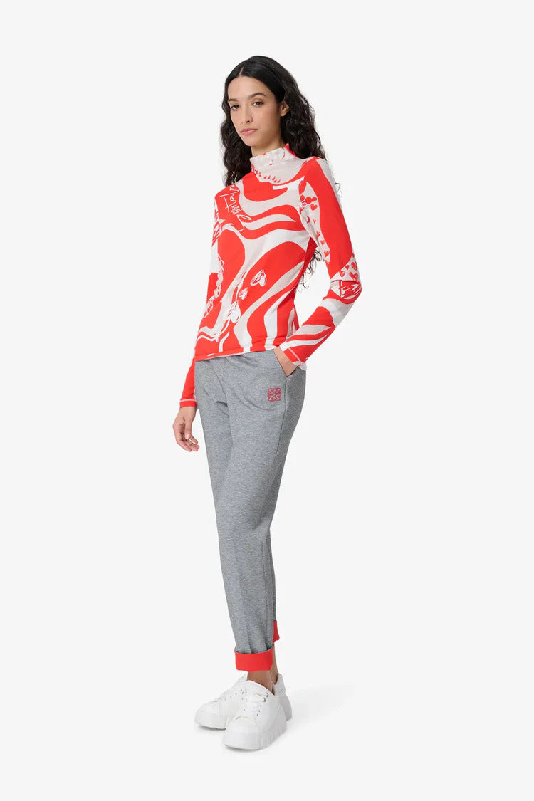 Pants with modern silhouette