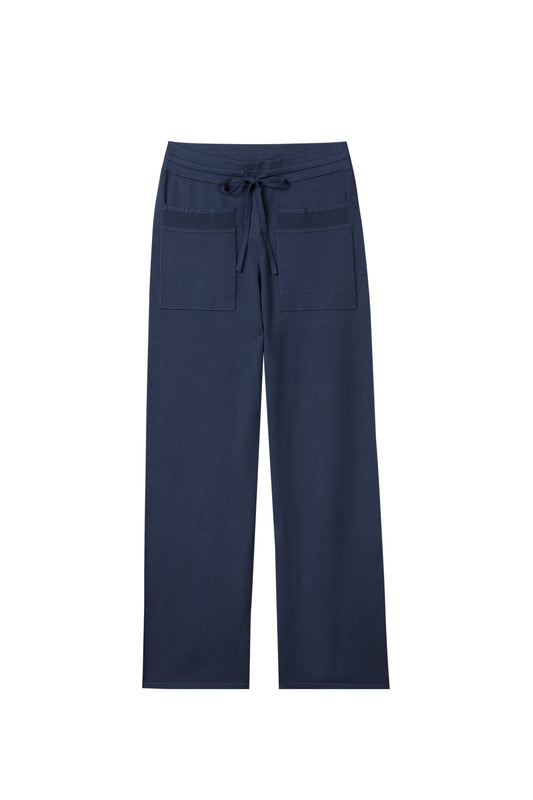 Drawstring Pants with patch pockets