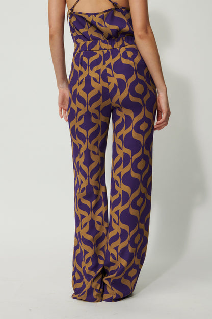 Wide leg Pants with a graphic inspired print