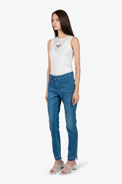 Jeans with a Slim Leg