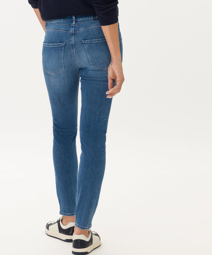 Skinny Jeans in Super Elastic Denim