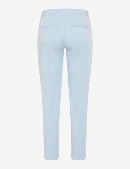 Ultralight: Chinos in Regular Fit