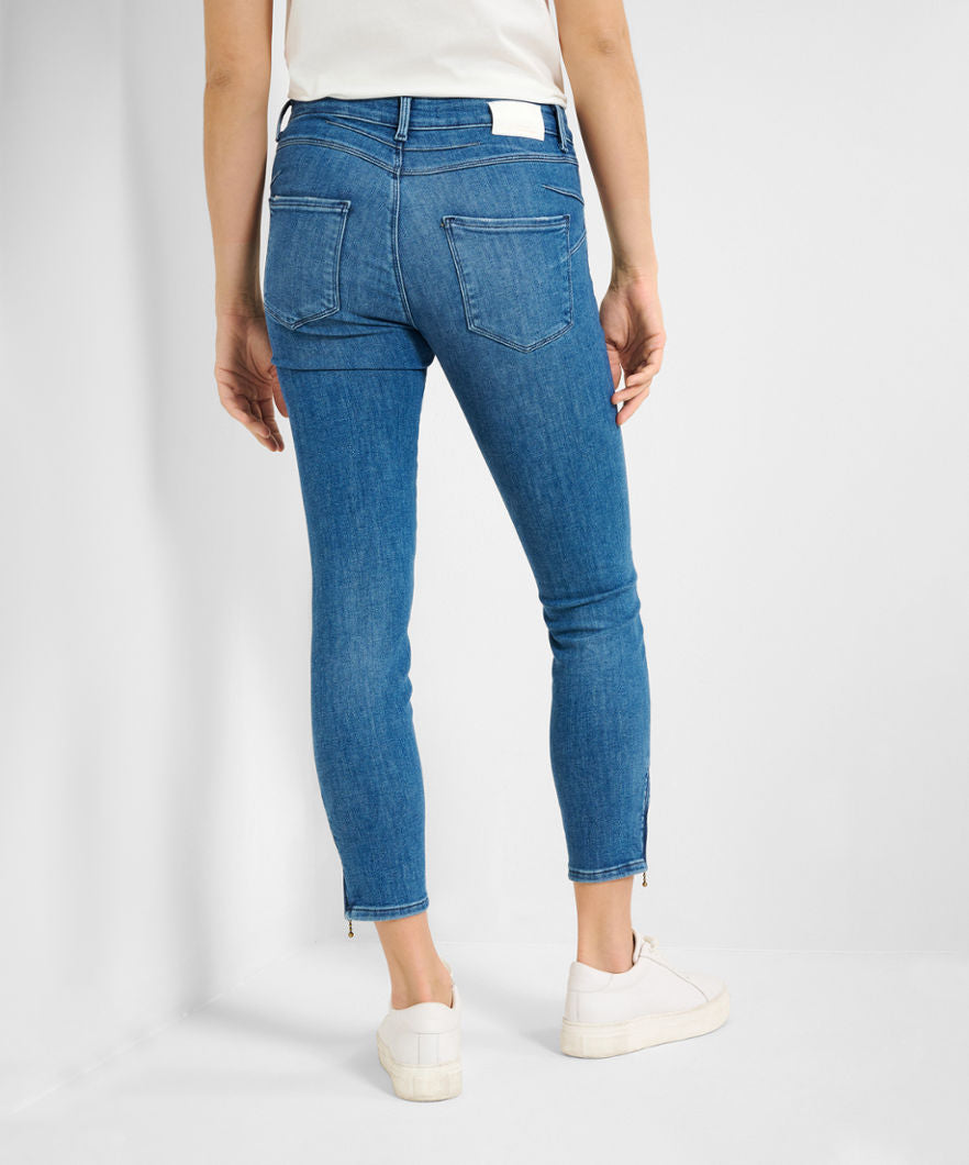 Drainpipe Jeans with Trendy Styling Details