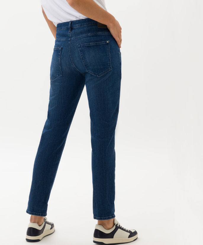 Five-Pocket-Jeans in Relaxter Silhouette