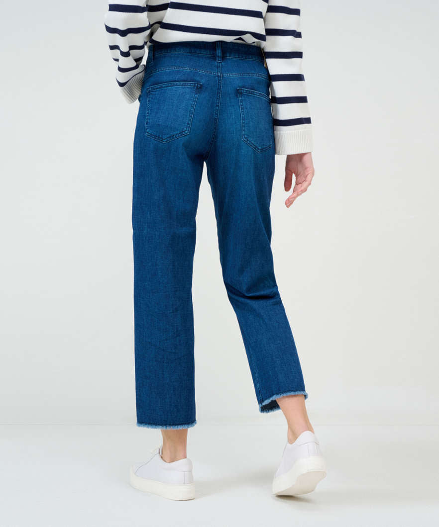 Five-pocket Jeans with Cropped Silhouette