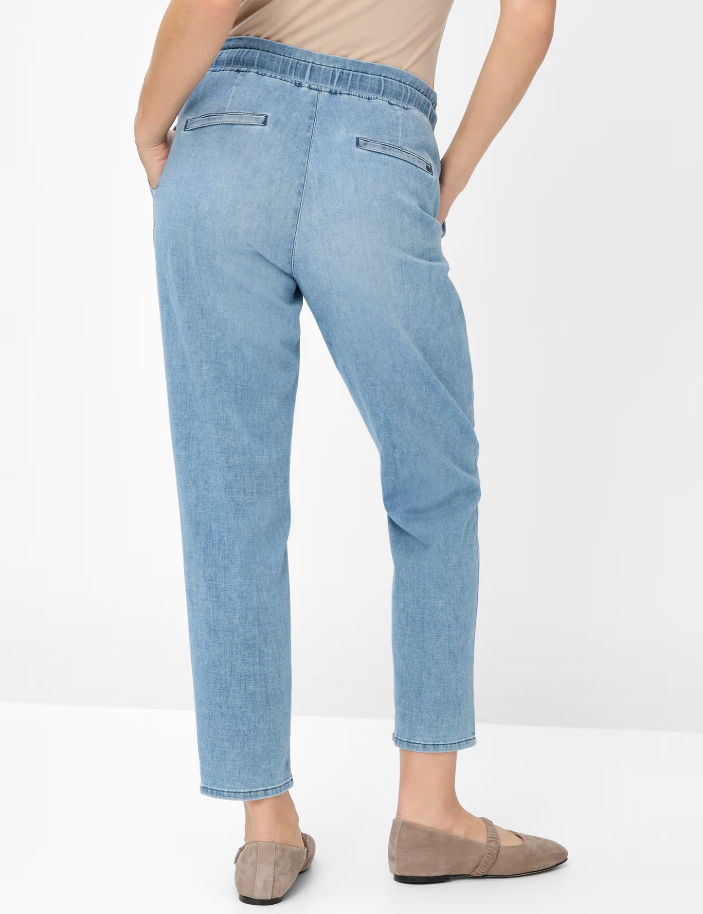 Denim: Chino in Tafeded Fit